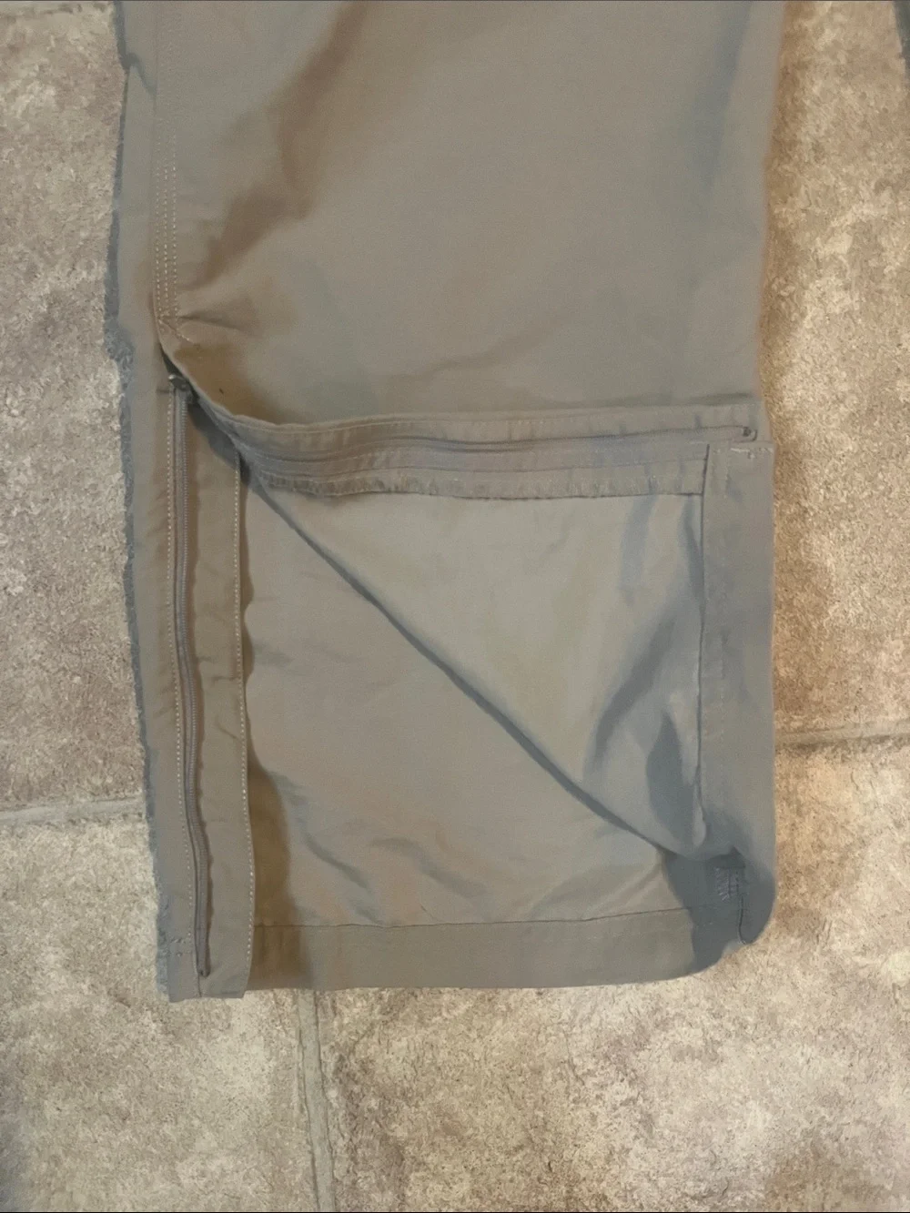 The North Face Men's Khaki Cargo Hiking Pants Light Tan Camping